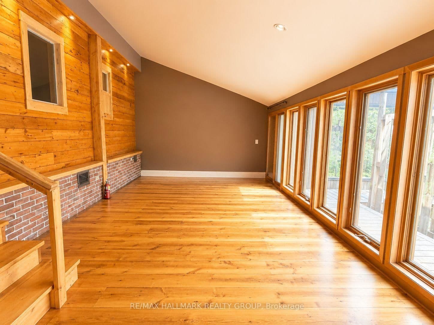 3565 ALBION RD in Ottawa - Property View