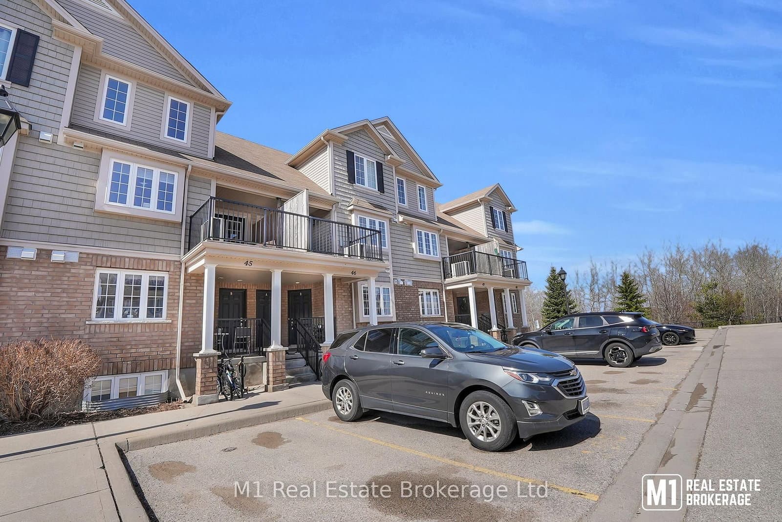 15 CARERE CRES in Guelph - Property View