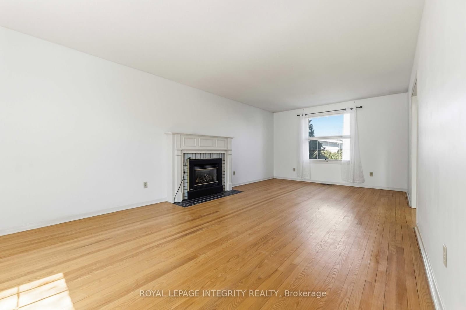 1842 PLAYFAIR DR in Ottawa - Property View