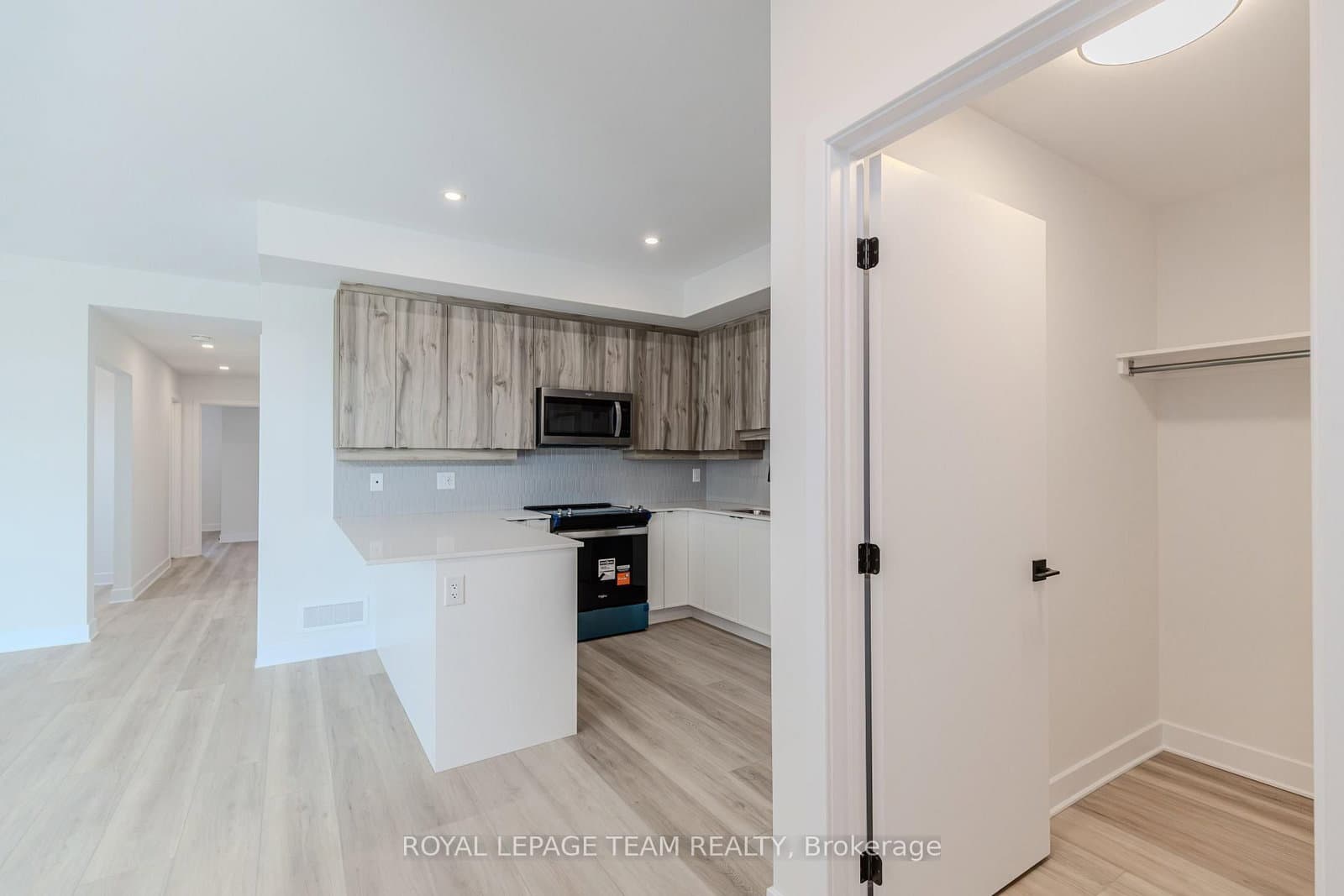 4787A BANK ST in Ottawa - Property View