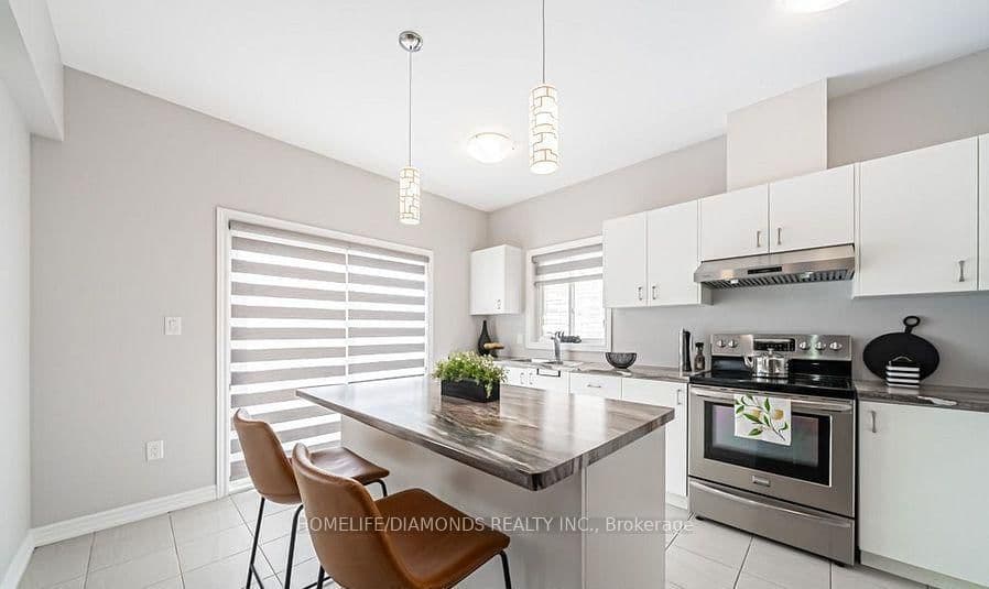 112 BETHUNE AVE in Welland