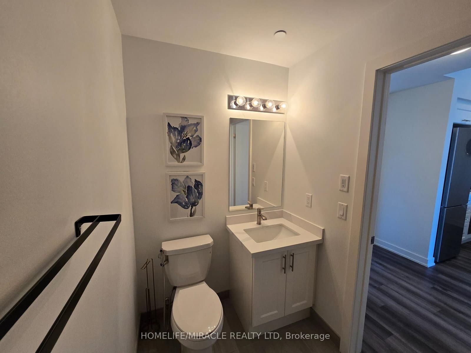 600 N SERVICE RD in Hamilton - Property View