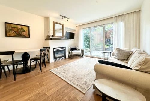 3160 W 4TH AVE in Vancouver - Property View