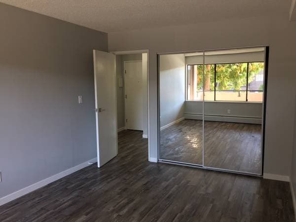 1035 HOWIE AVE in Coquitlam