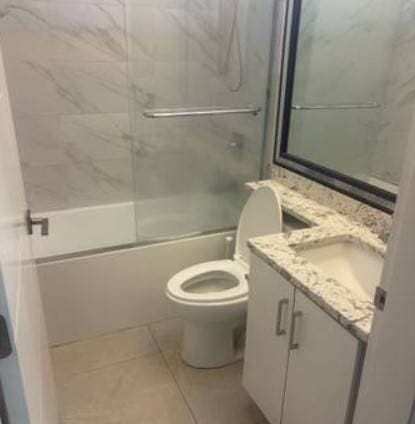 5558 RHODES ST in Vancouver - Property View