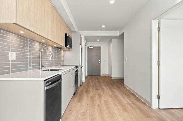 1529 OXFORD ST in North Vancouver