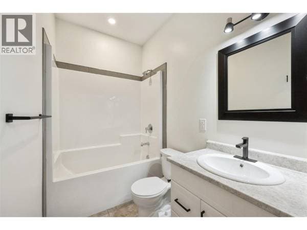 11815 GRANT AVE in Summerland - Property View