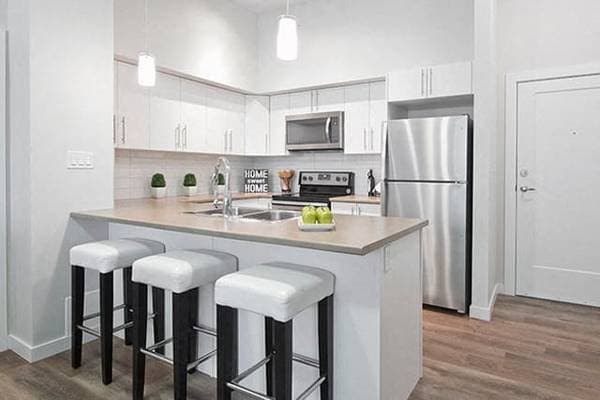1820 SUMMERHILL PL in Nanaimo - Property View