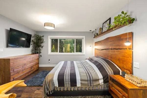 680 TAMMY PL in Victoria