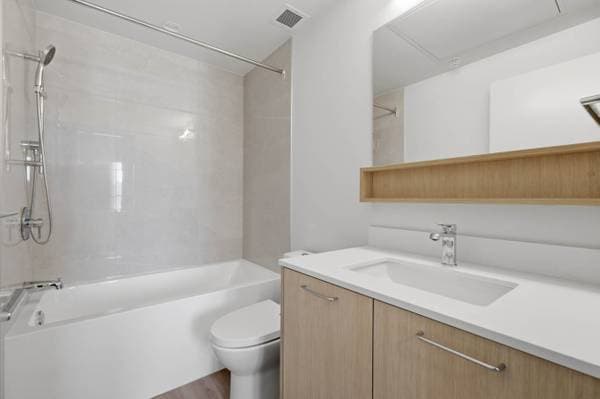 1529 OXFORD ST in North Vancouver