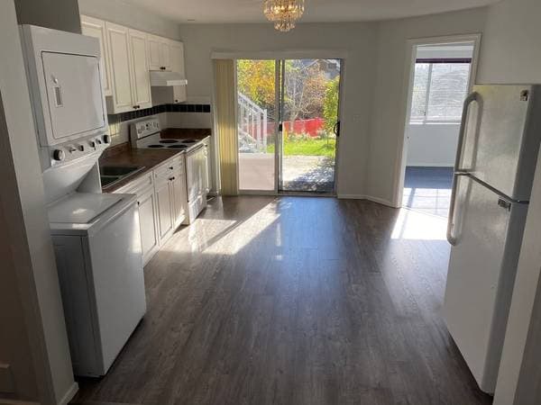 3080 FINCH CRT in Coquitlam - Property View
