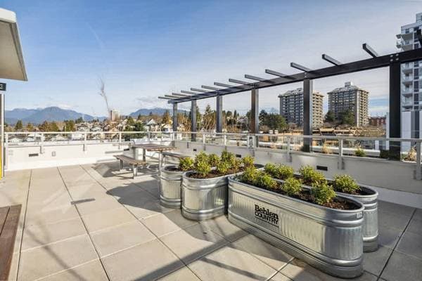 435 BOUNDARY RD in Vancouver - Property View
