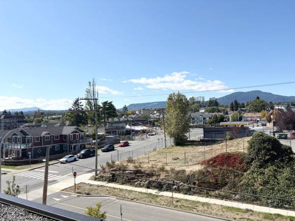 147 HALIBURTON ST in Nanaimo - Property View