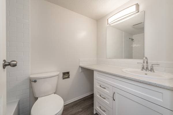 1575 BEGBIE ST in Victoria - Property View
