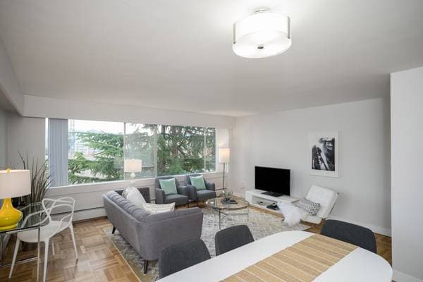 5976 TISDALL ST in Vancouver - Property View
