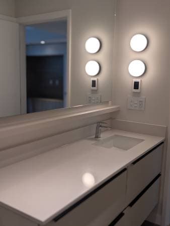 612 ELMWOOD ST in Coquitlam
