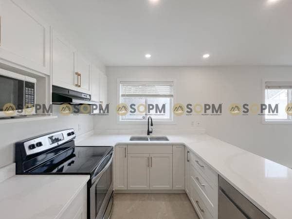 6840 89TH ST in Osoyoos