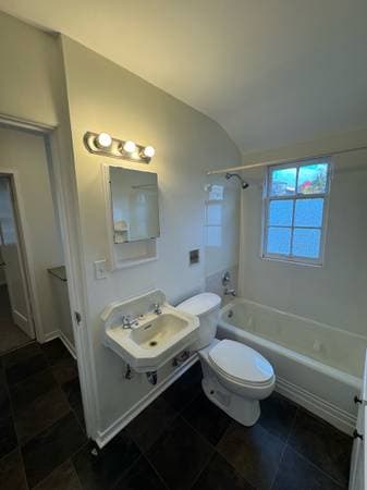 791 BRAIDWOOD RD in Courtenay
