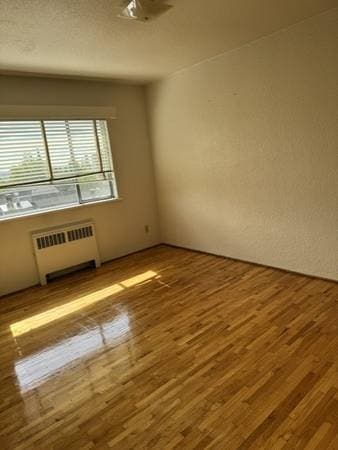 225 E 12TH ST in North Vancouver - Property View