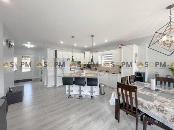6052 SPARTAN ST in Oliver