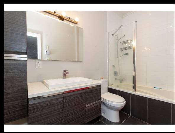 120 BOUL HYMUS in Pointe-Claire - Property View