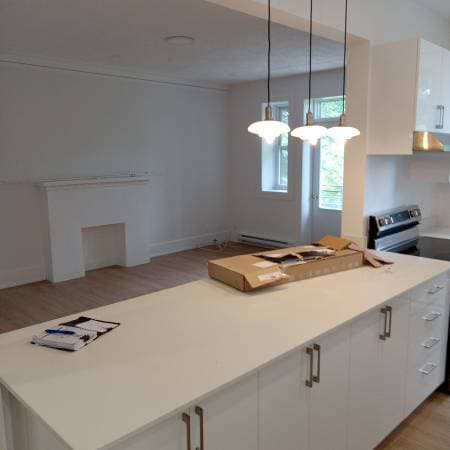 5235 CHEM DE LA COTE ST LUC in Montreal - Property View