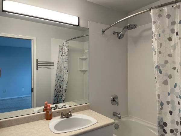 327 PRIDEAUX ST in Nanaimo - Property View