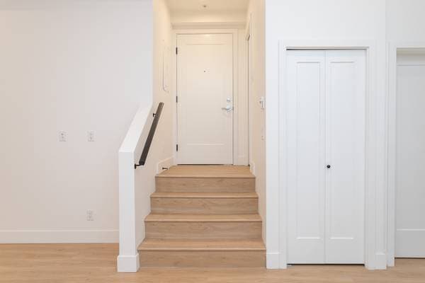 725 YATES ST in Victoria - Property View