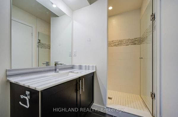 4010 PARKSIDE VILLAGE DR in Mississauga