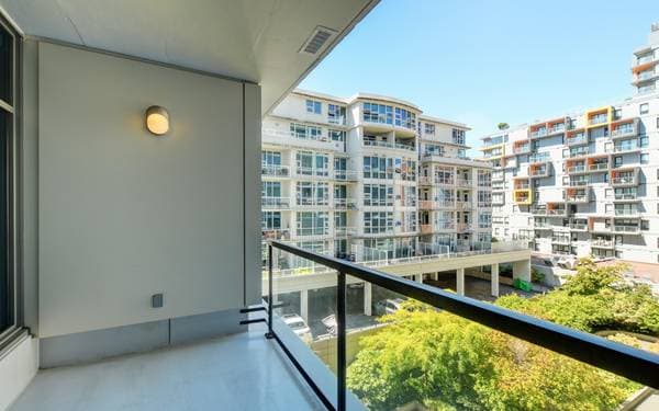 845 YATES ST in Victoria - Property View