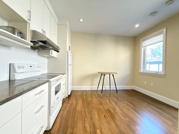 8160 RAILWAY in Richmond - Property View